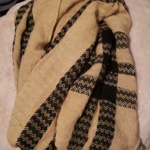 Comfy Scarf Plaid